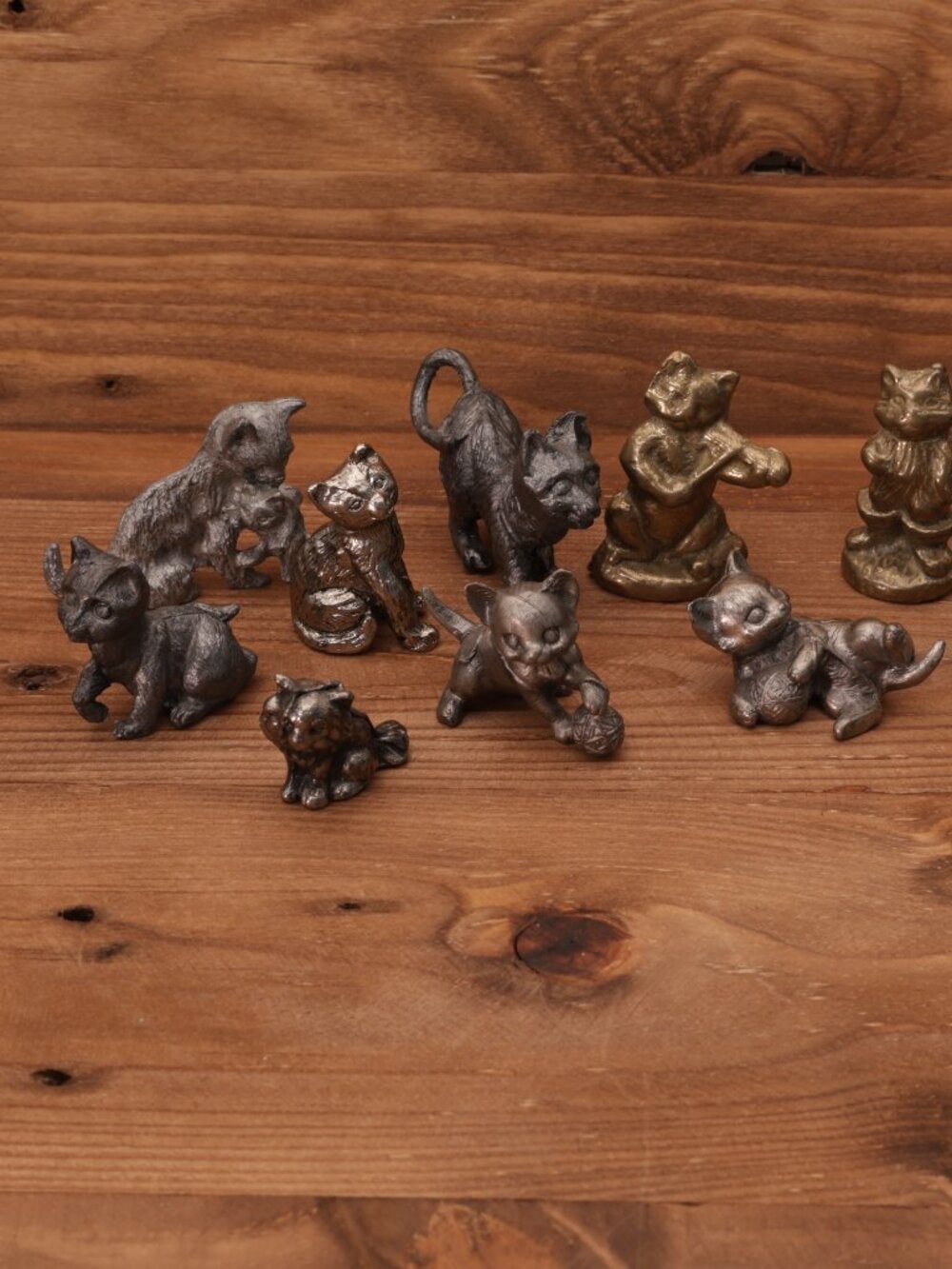 Lot of 11 Pewter Miniature Cats and 1 mice Spoontiques Figurines Vintage
